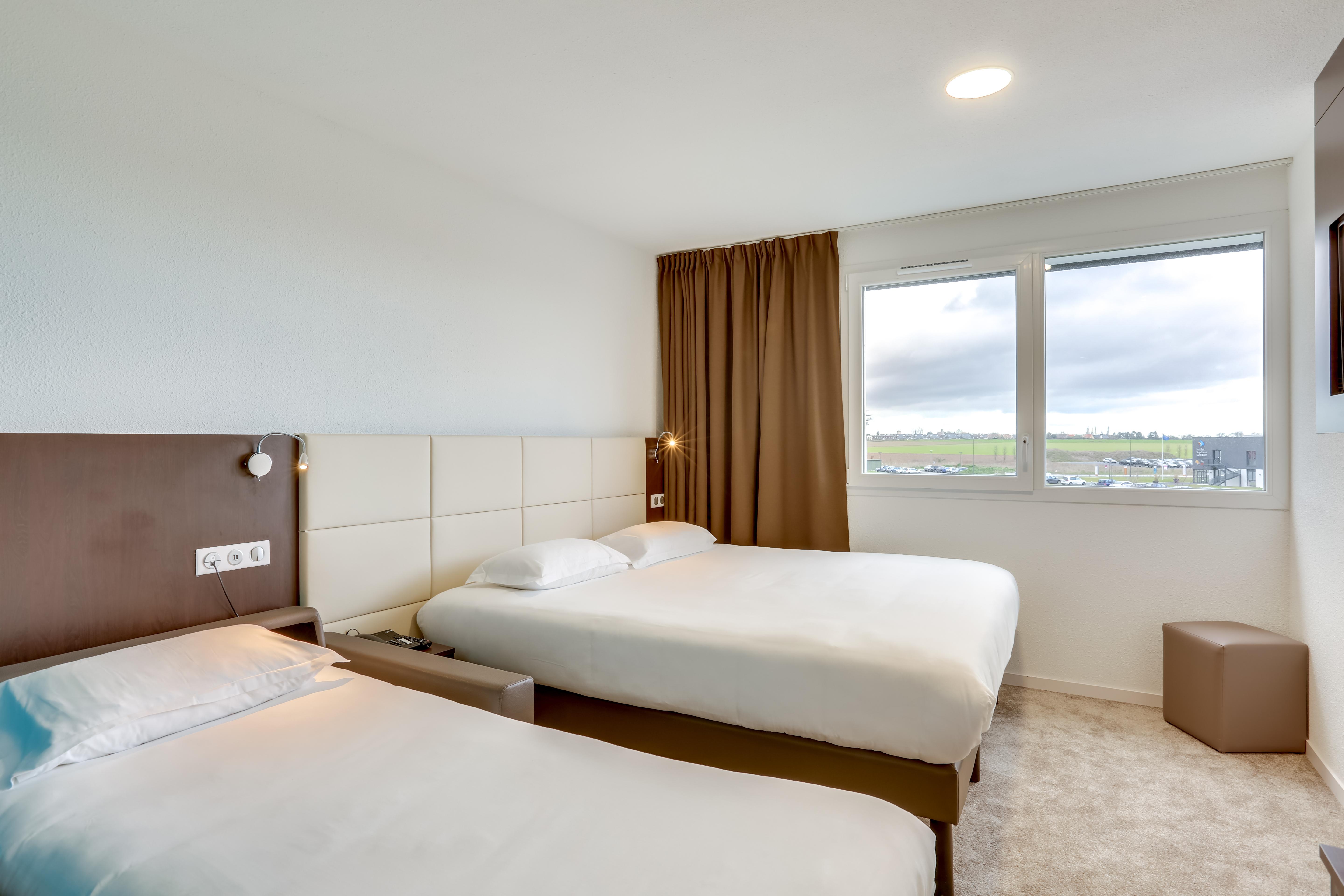 B&B Hotel Caen Memorial Saint-Contest Экстерьер фото