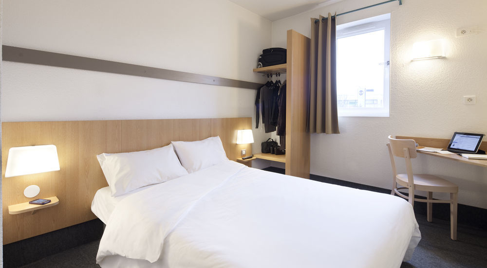 B&B Hotel Caen Memorial Saint-Contest Экстерьер фото